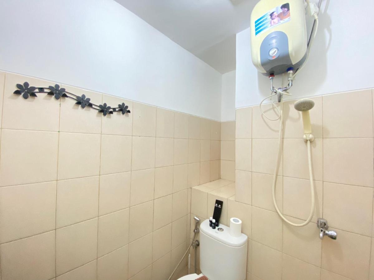 Spacious 1br At Tamansari Panoramic Near Metro Indah Mall By Travelio Apartemen *